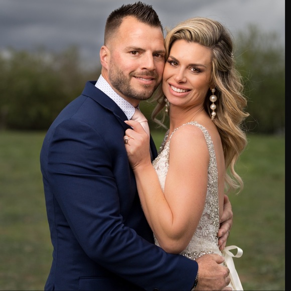 Meet your Posher, Alisha - Picture 2 of 5